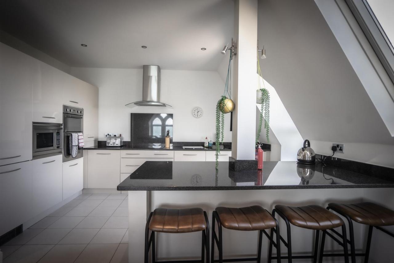 Apartmán Victorian Penthouse With Panoramic Sea Views Ilfracombe Exteriér fotografie